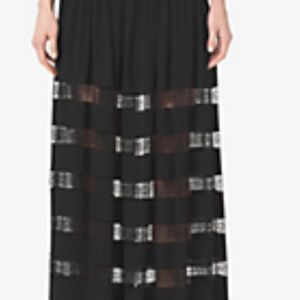 Chantilly Lace and Silk-Georgette Skirt NEW size 6